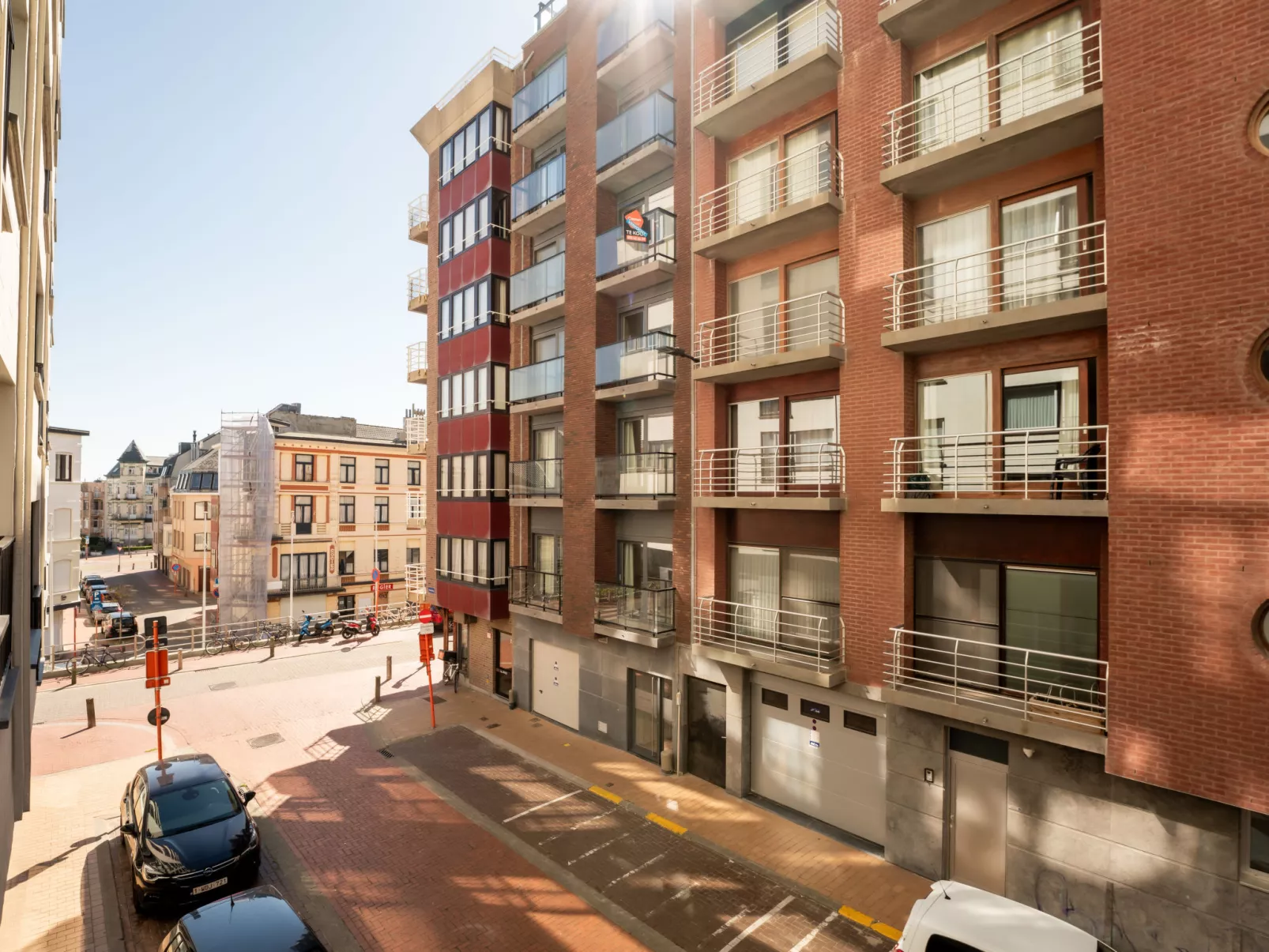Amuzee with parking & lateral sea view-Outside