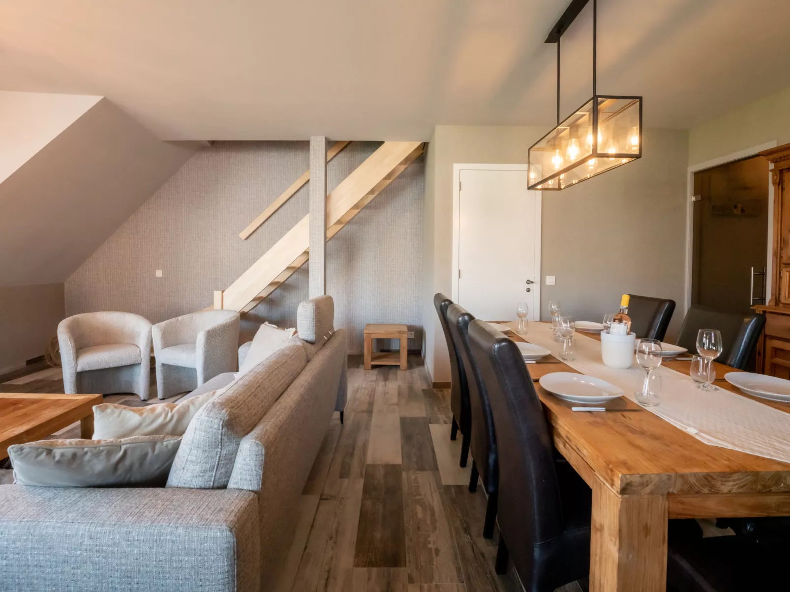 Rochusview.be with parking and terrace-Inside