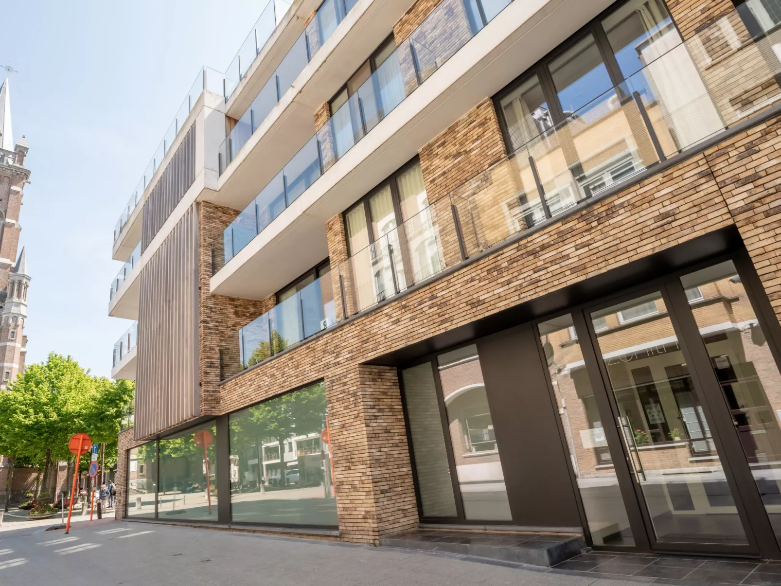 Rochusview.be with parking and terrace-Outside