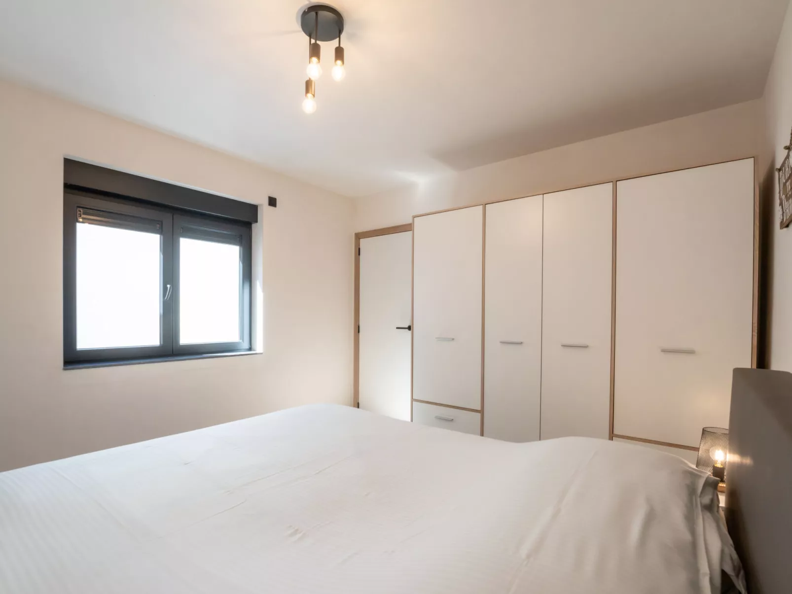 Centrally located "Toi & Moi"-Inside