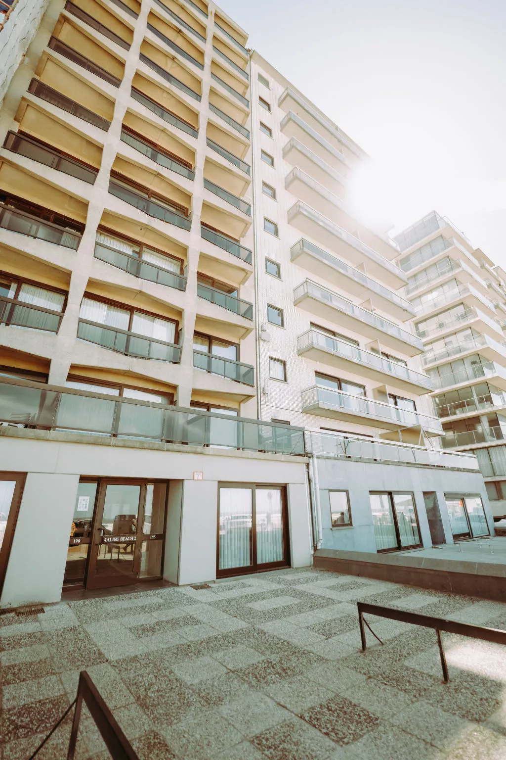 Pacific with parking and sea view-Outside