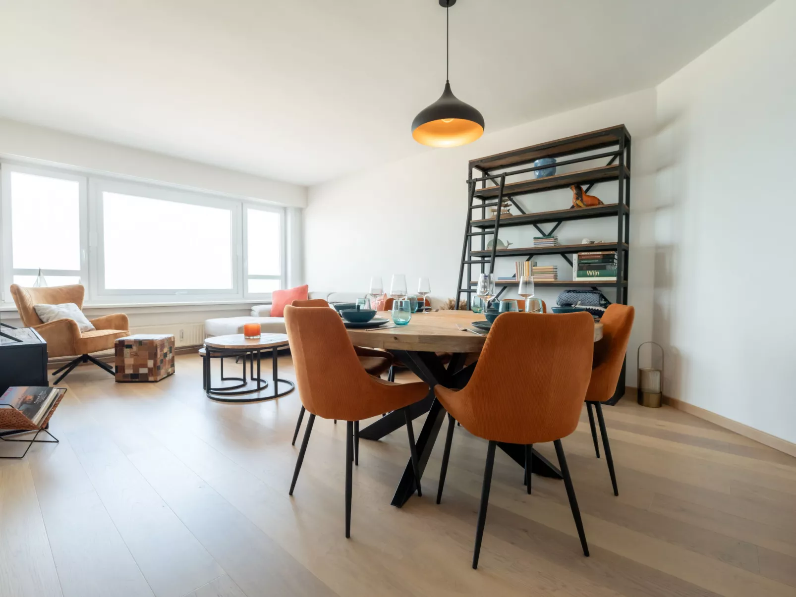 Escape with sea view-Inside