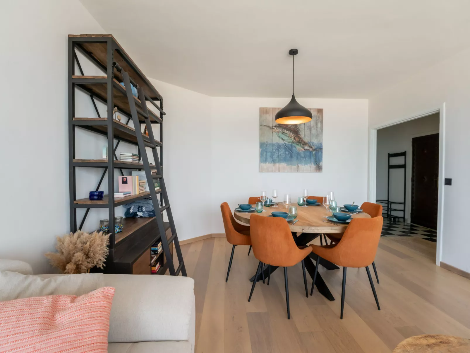 Escape with sea view-Inside