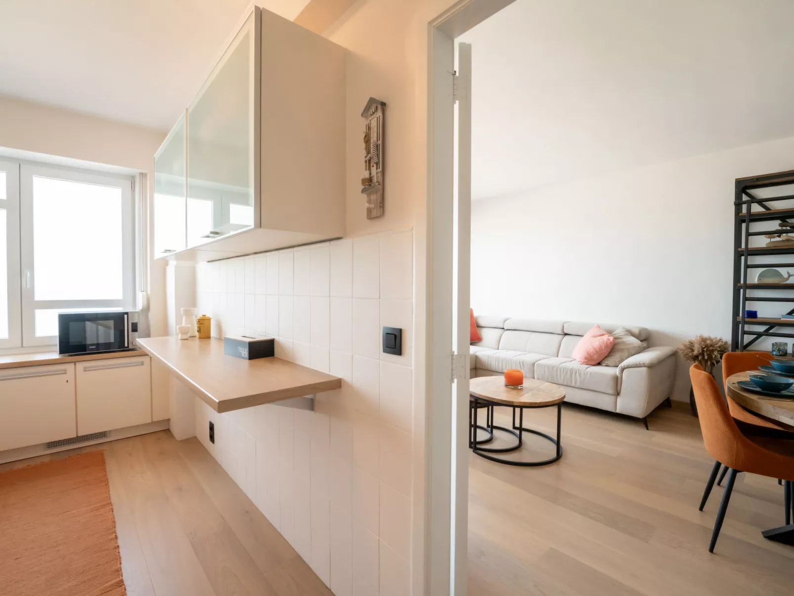 Escape with sea view-Inside