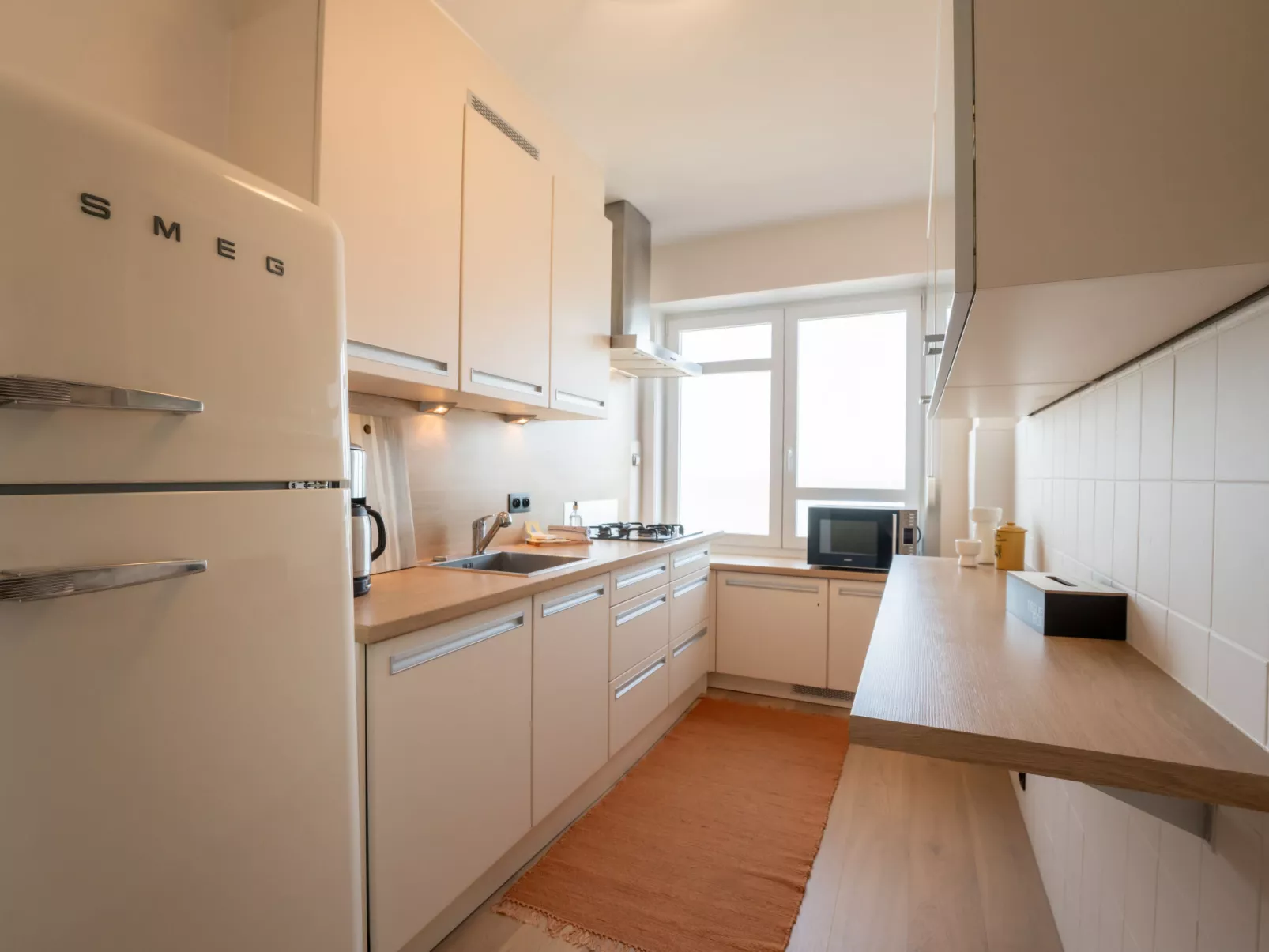 Escape with sea view-Inside