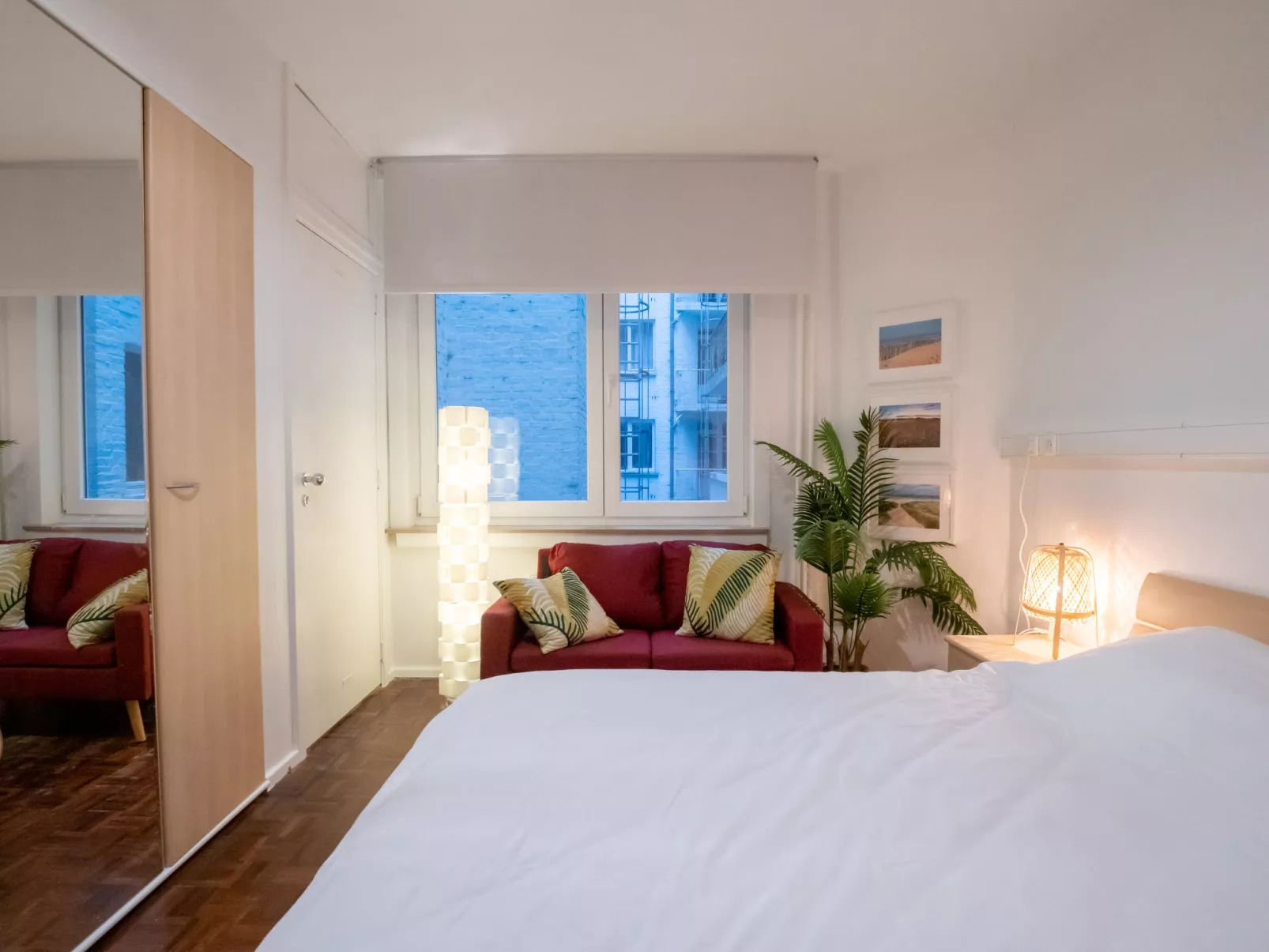 Seaview-Inside