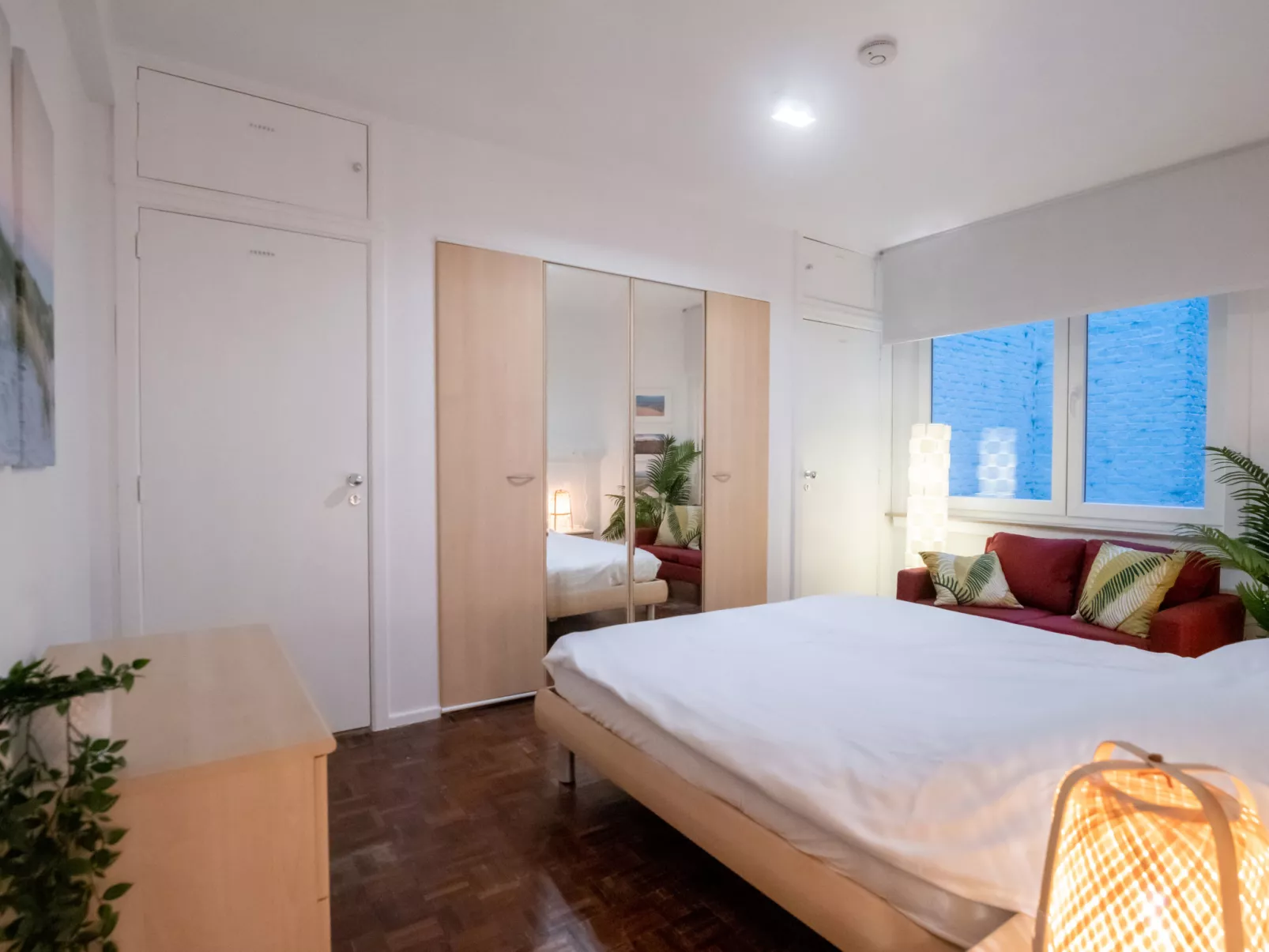 Seaview-Inside