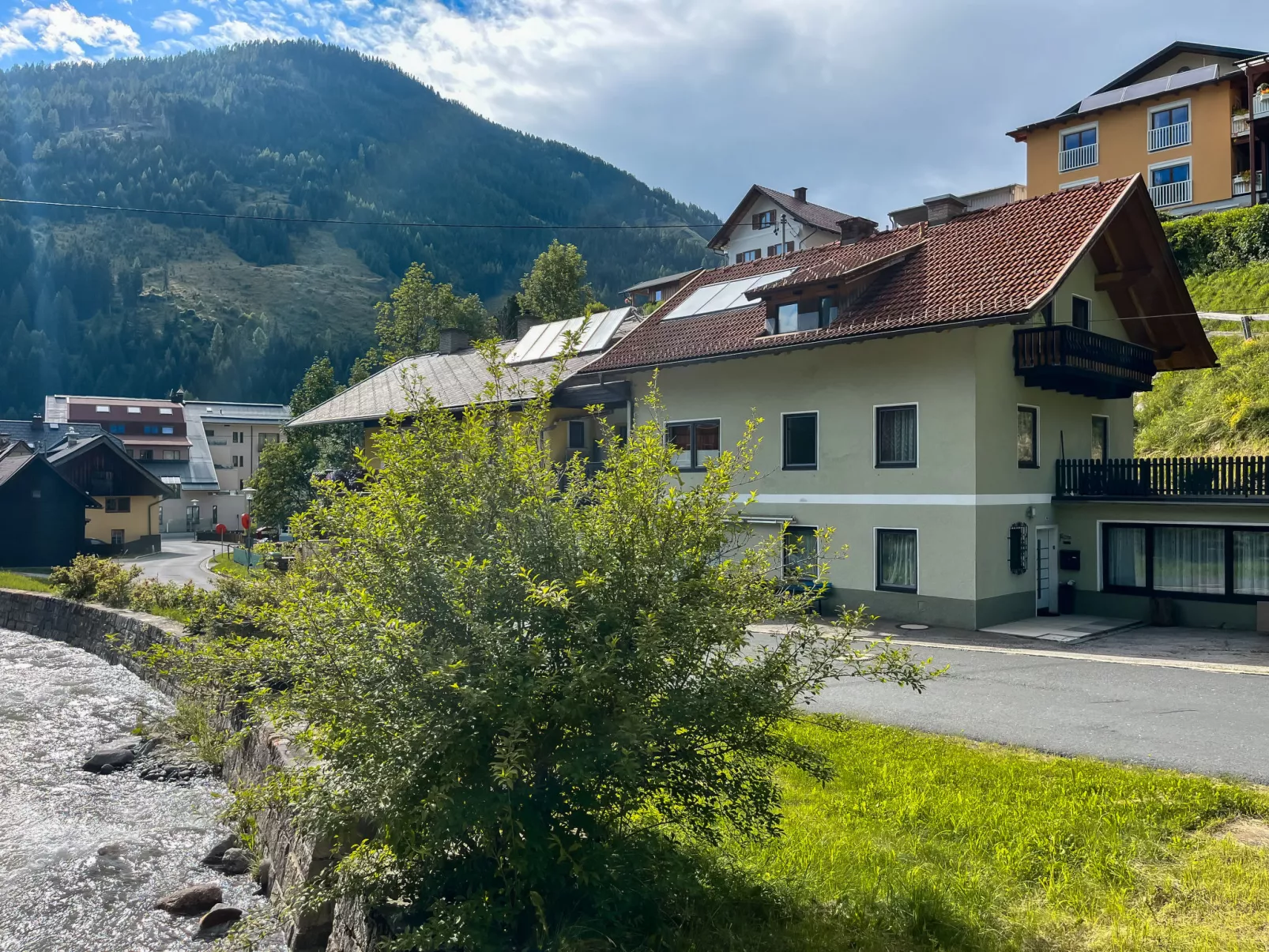 Haus Hilda-Outside