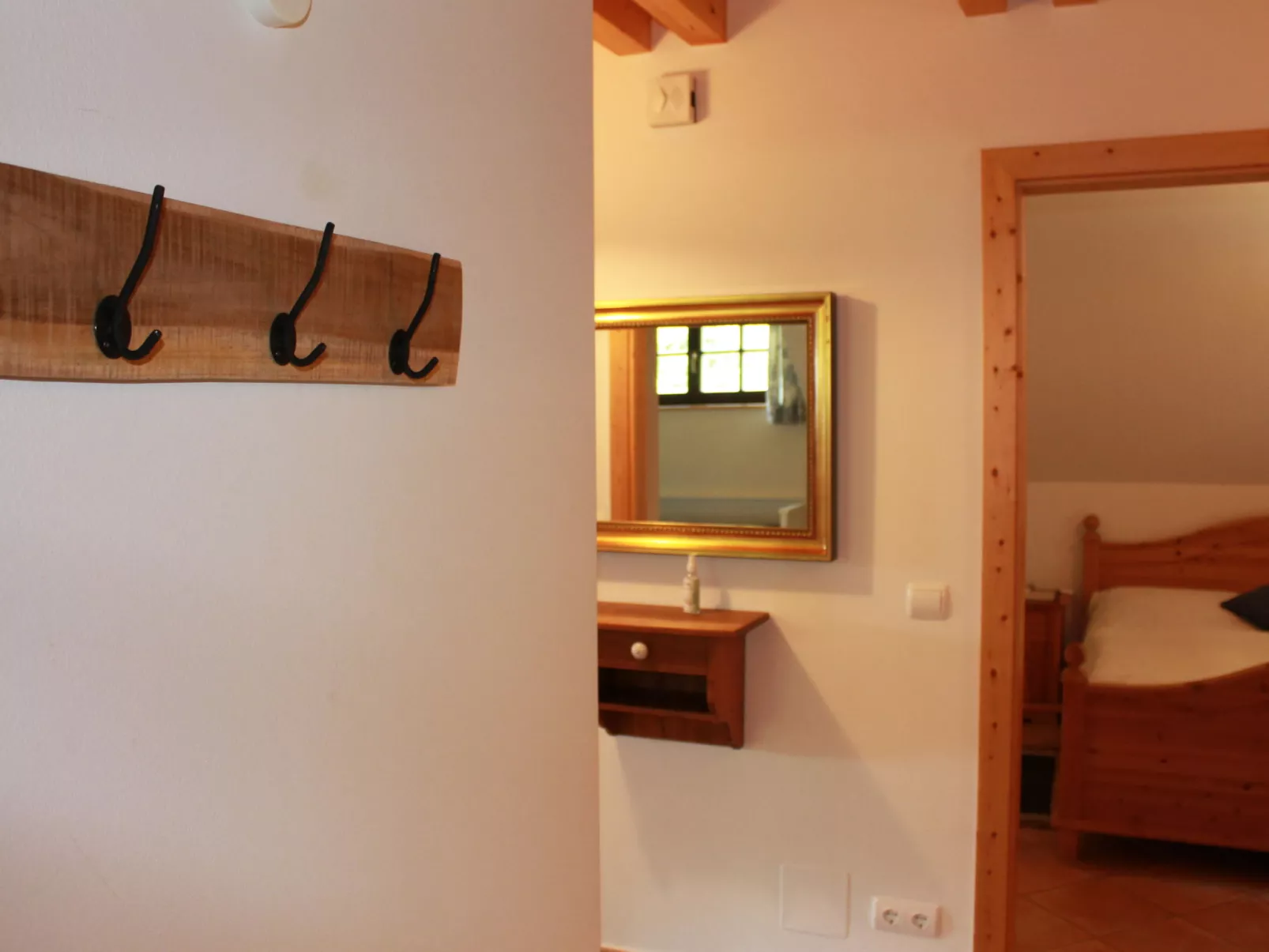 Schwalbennest-Drinnen