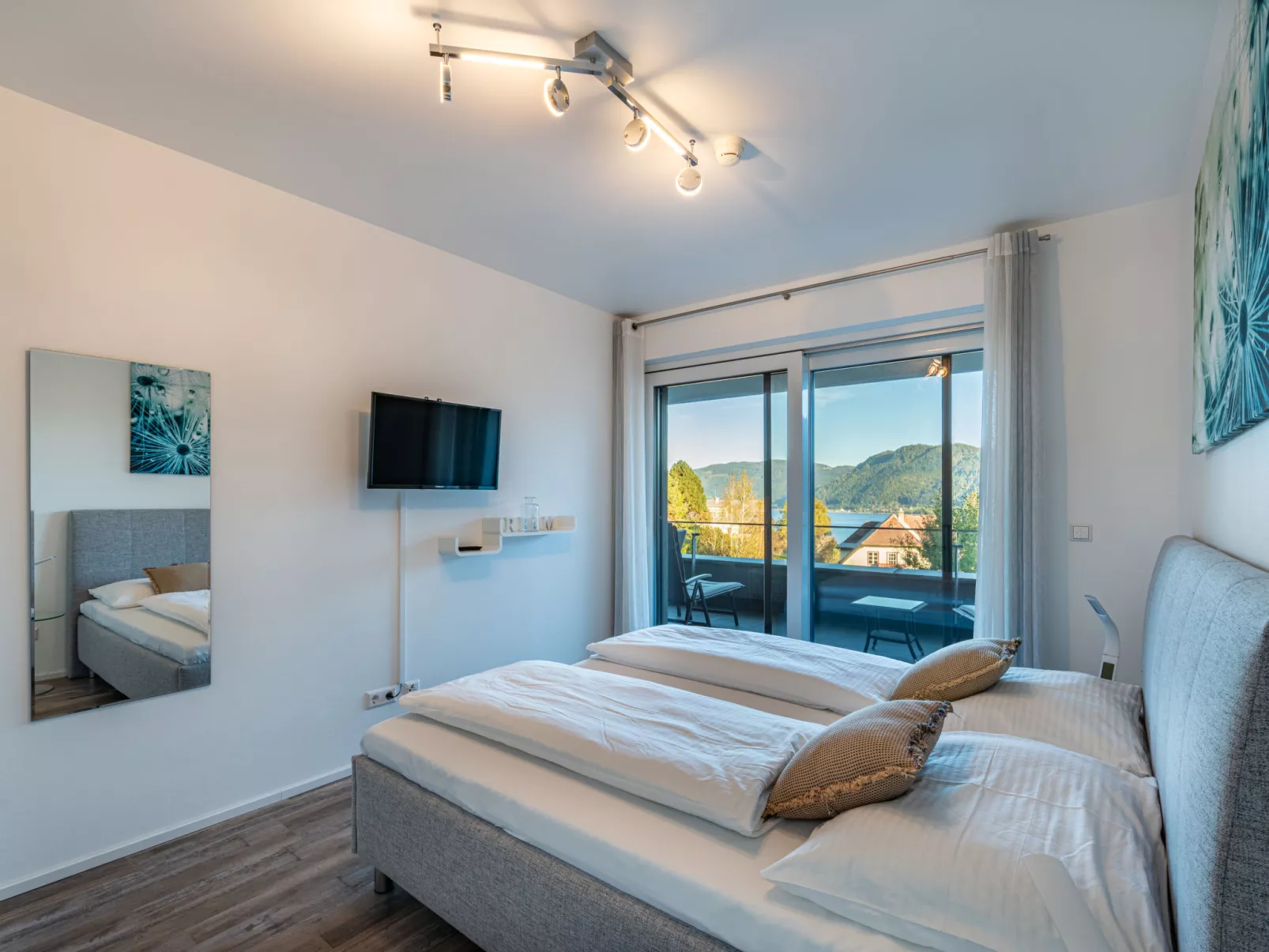 Berg- und Seeblick alpe maritima -Top 10-Inside