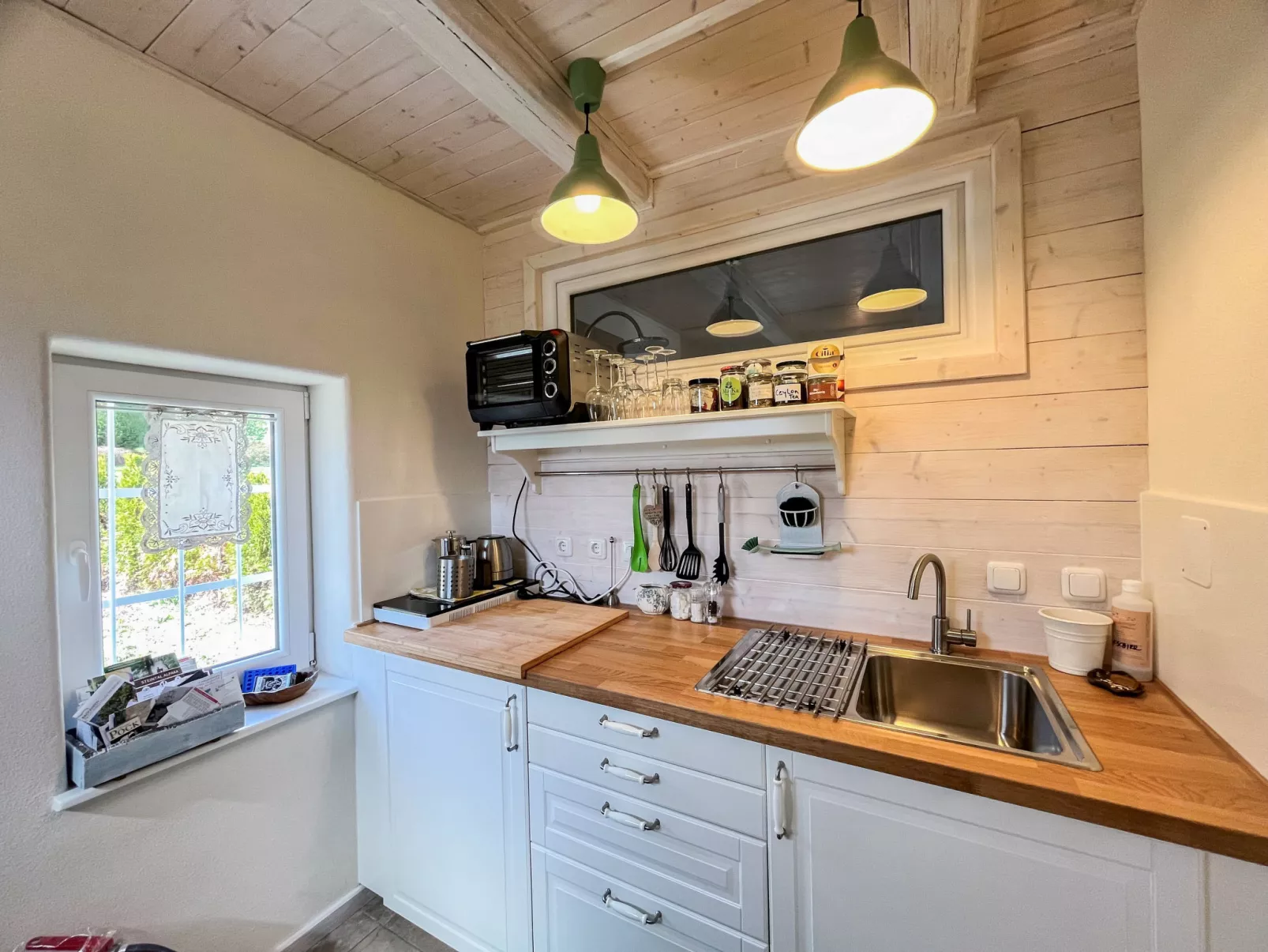 Tiny lavender house-Inside
