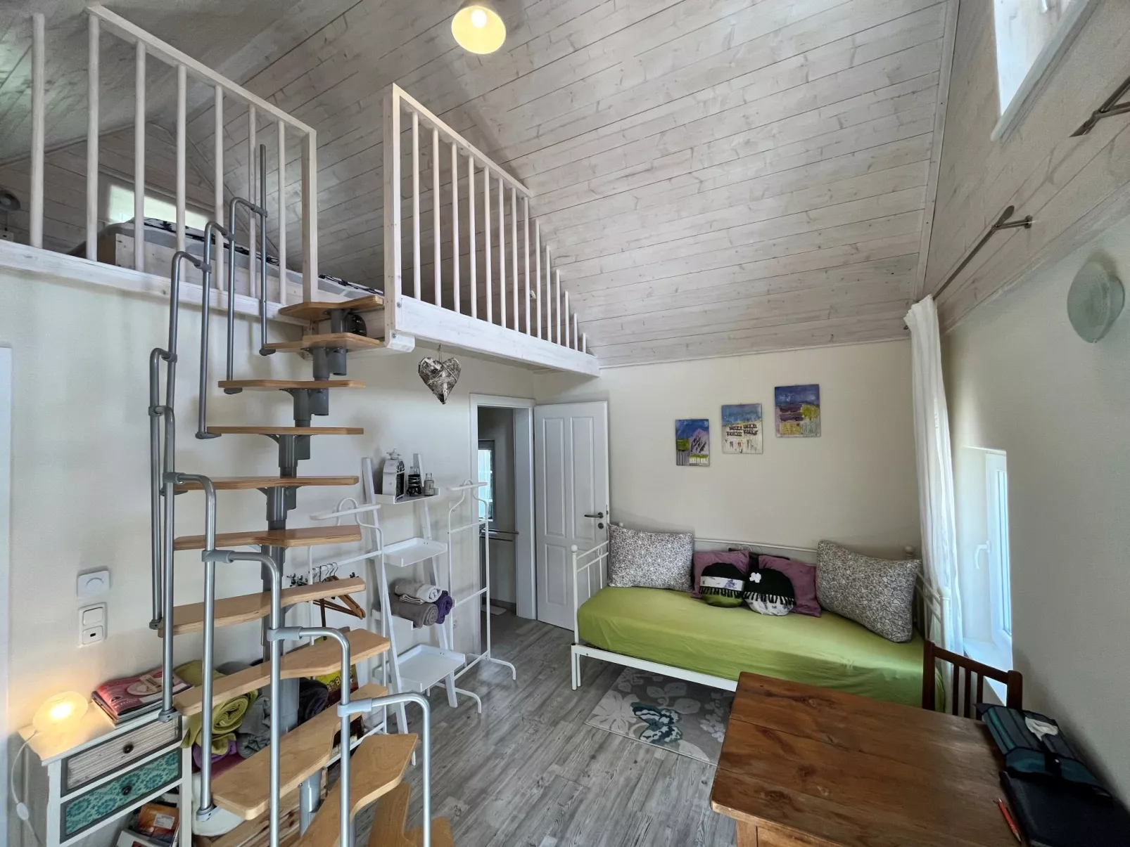 Tiny lavender house-Inside