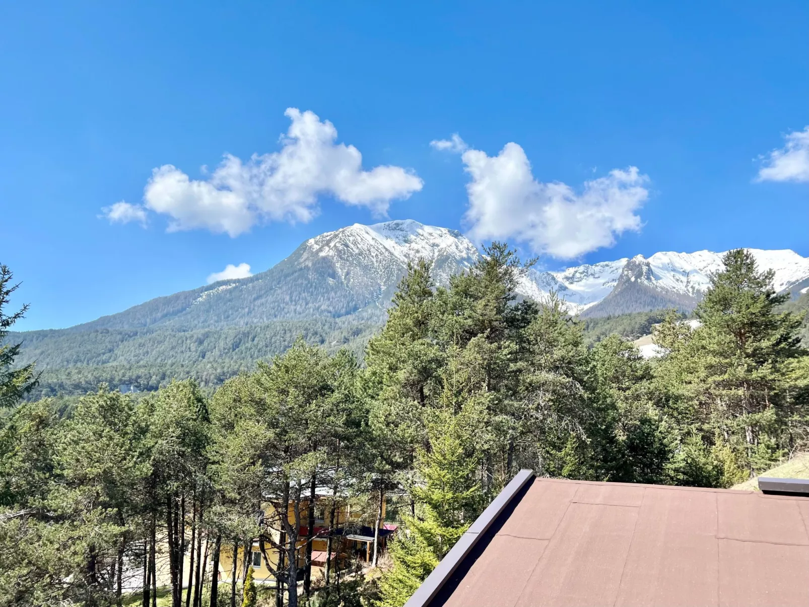 Sky-Chalet-Outside