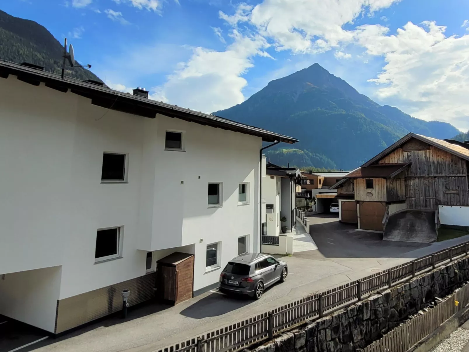 S`Groasse am Hannesnhof-Outside