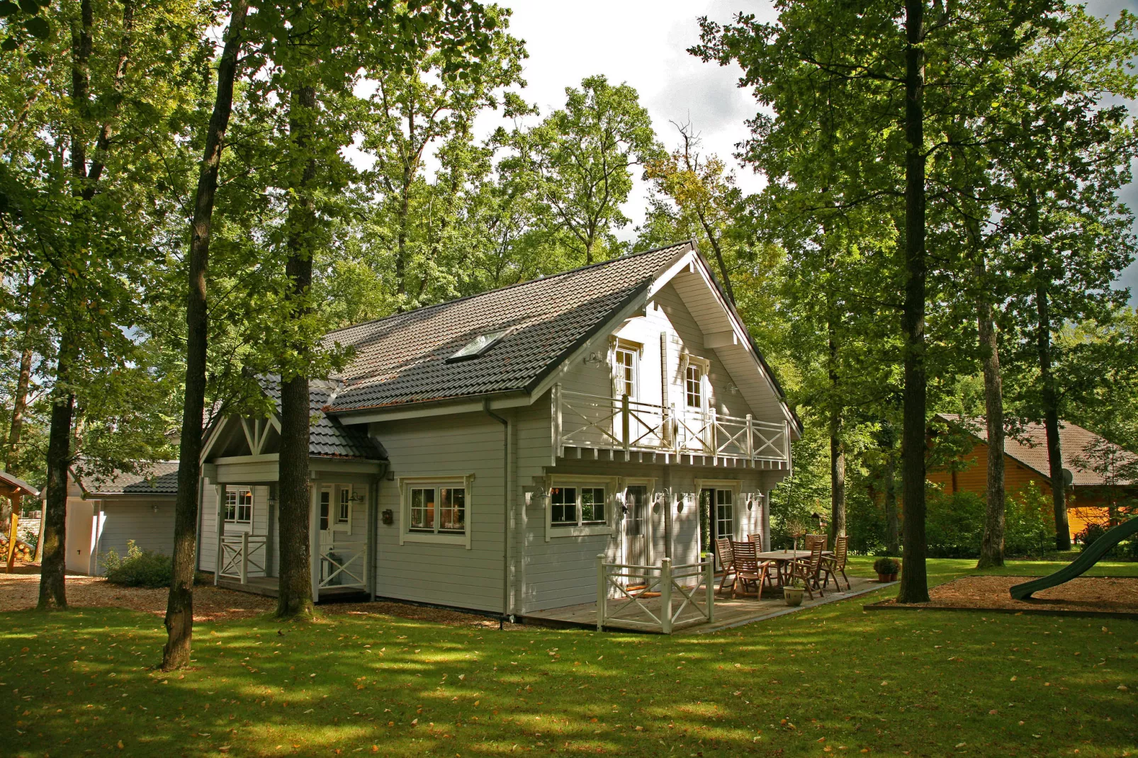 Chalet Bomal-Exterior summer