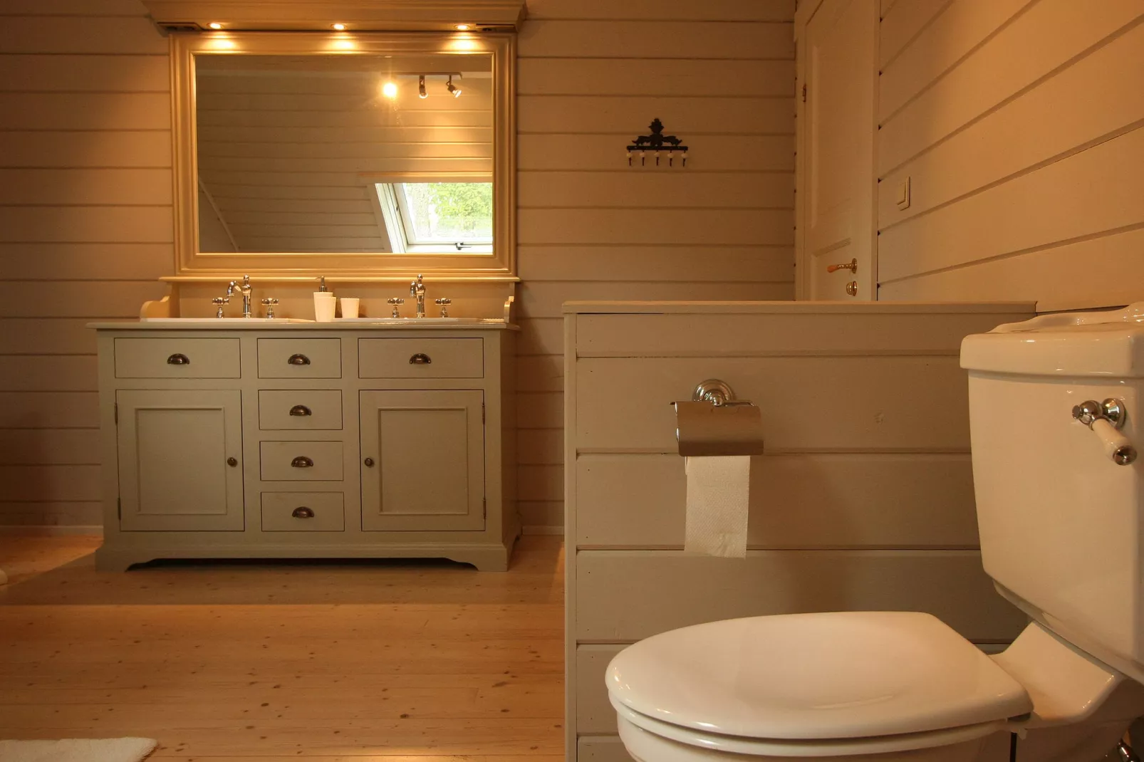Chalet Bomal-Bathroom