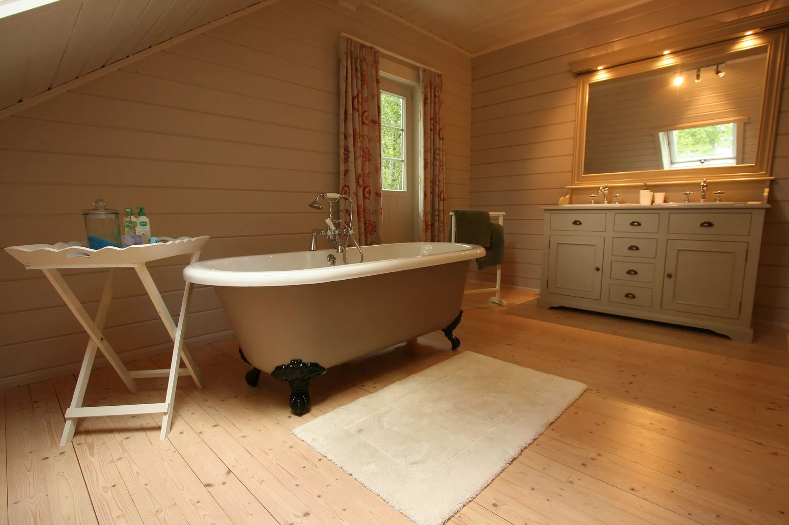 Chalet Bomal-Bathroom