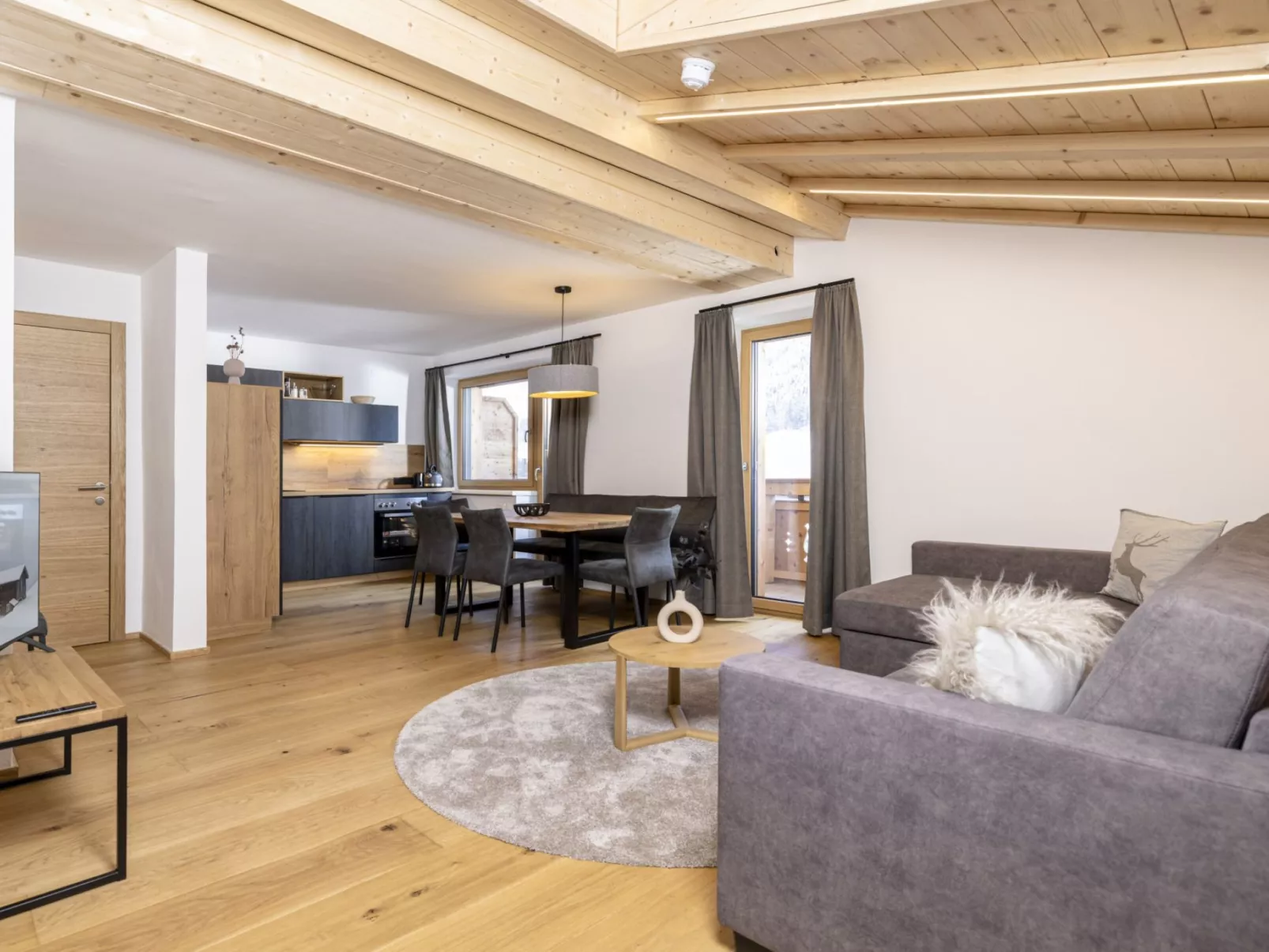 Penthouse small 18-Drinnen