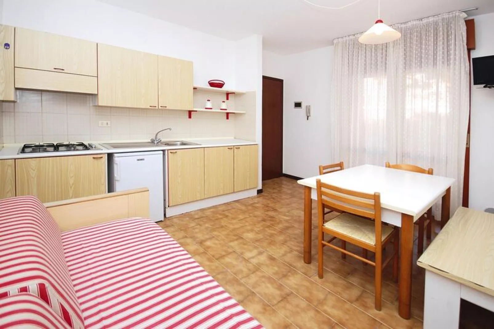 Holiday flats Condominio Orsa Maggiore Lignano Pineta-C5-Kitchen