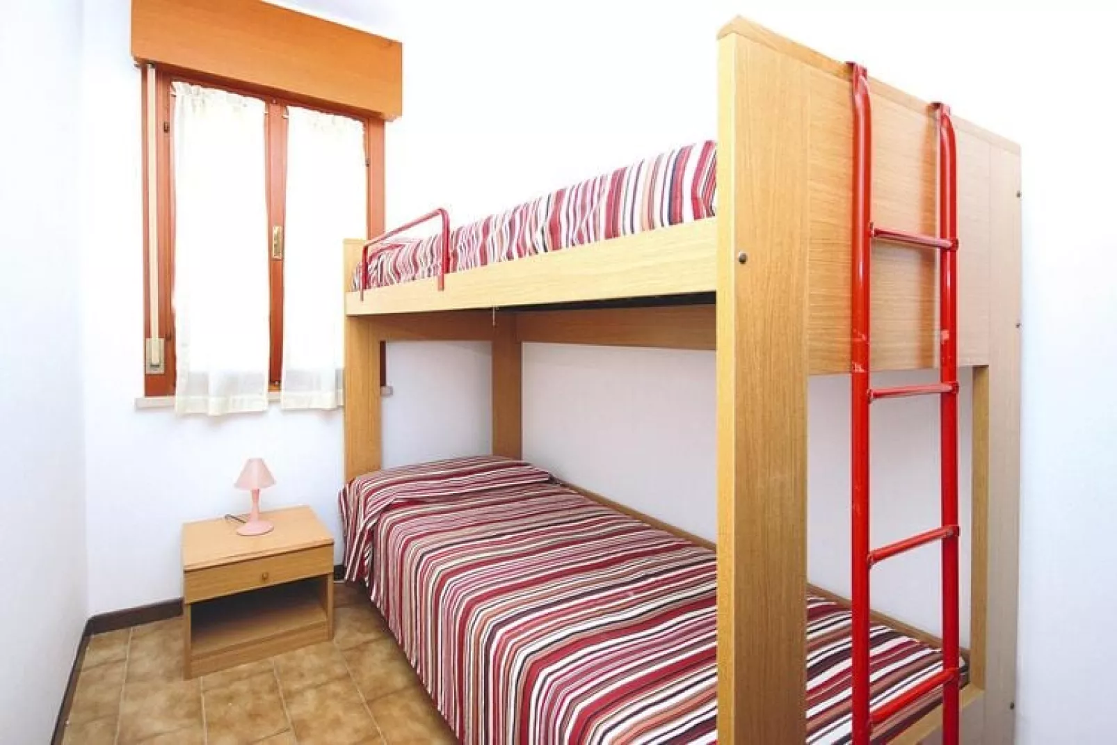Holiday flats Condominio Orsa Maggiore Lignano Pineta-C5-Bedroom