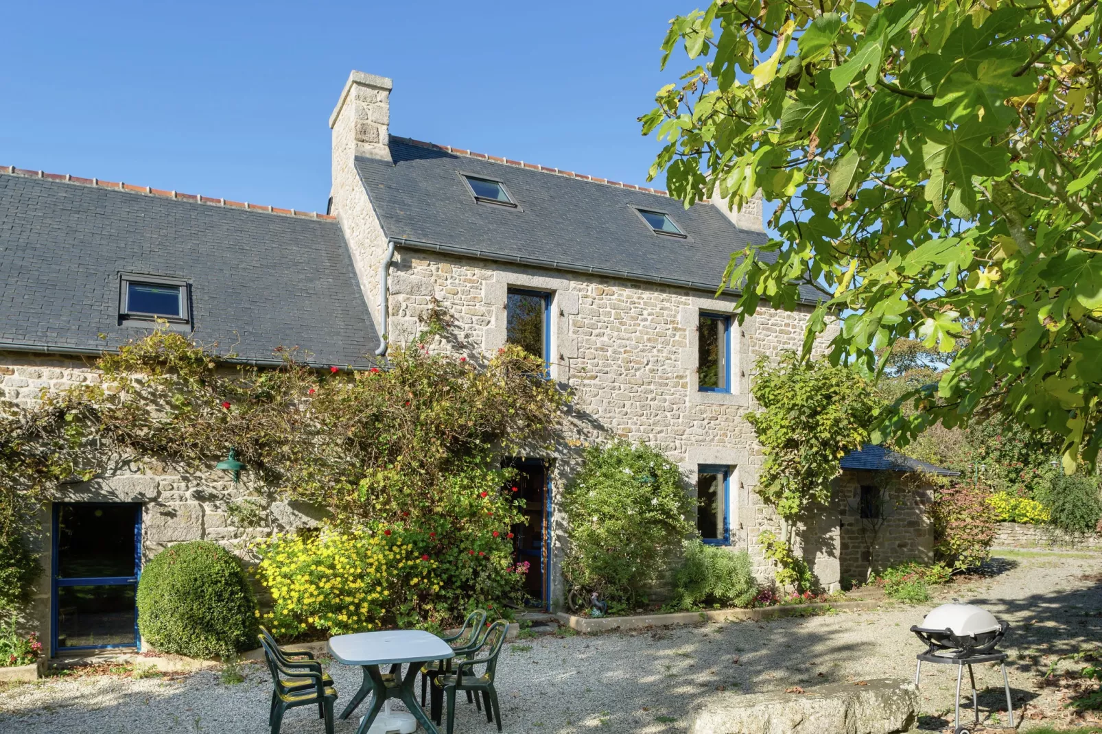 Maison de Vacances à Plounéour- Brignogan Plages-Extérieur été