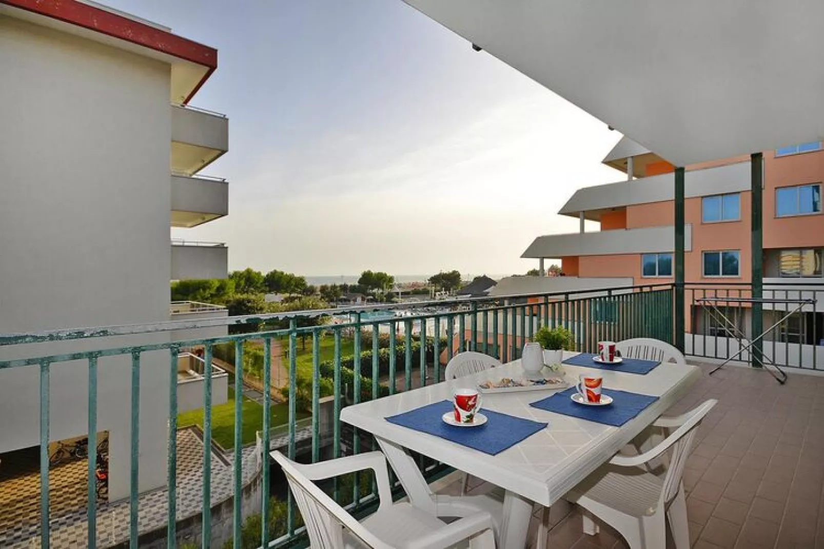 Apartments Smeralda, Bibione Spiaggia-Tipo B-5-Terrace balcony
