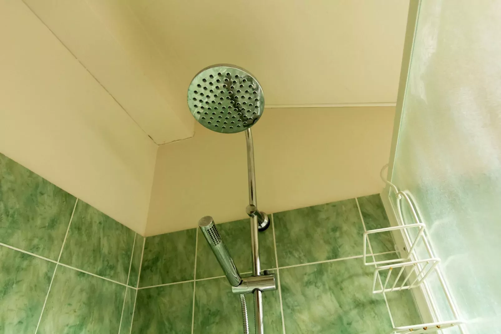 Pierre Blanche-Bathroom