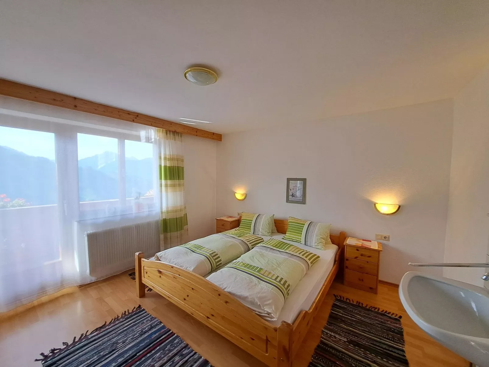 Alpenblick-Inside