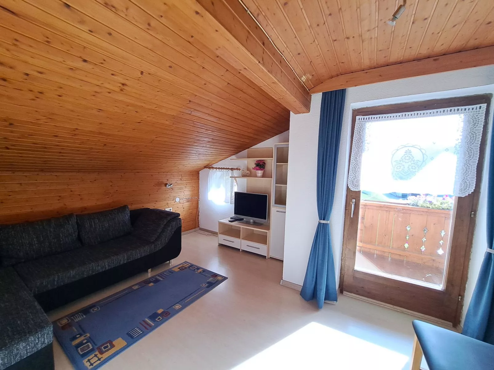 Alpenblick-Inside