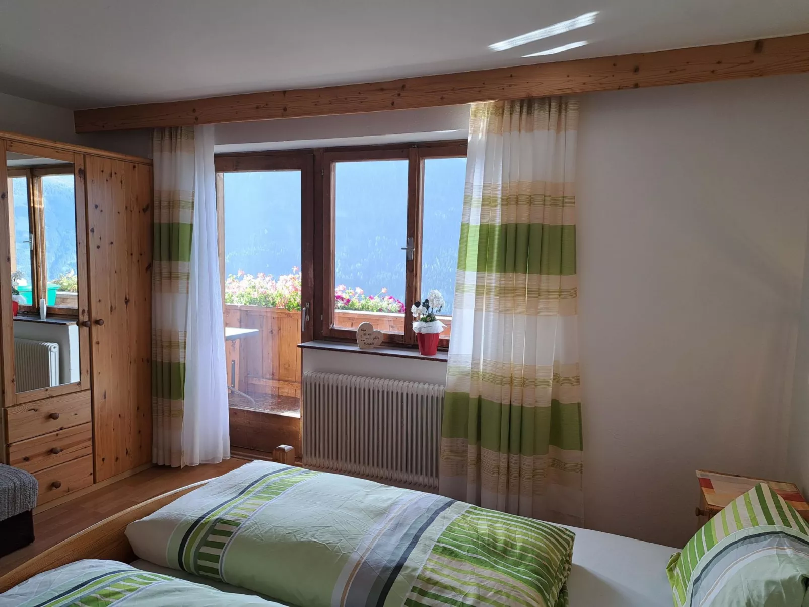 Alpenblick-Inside