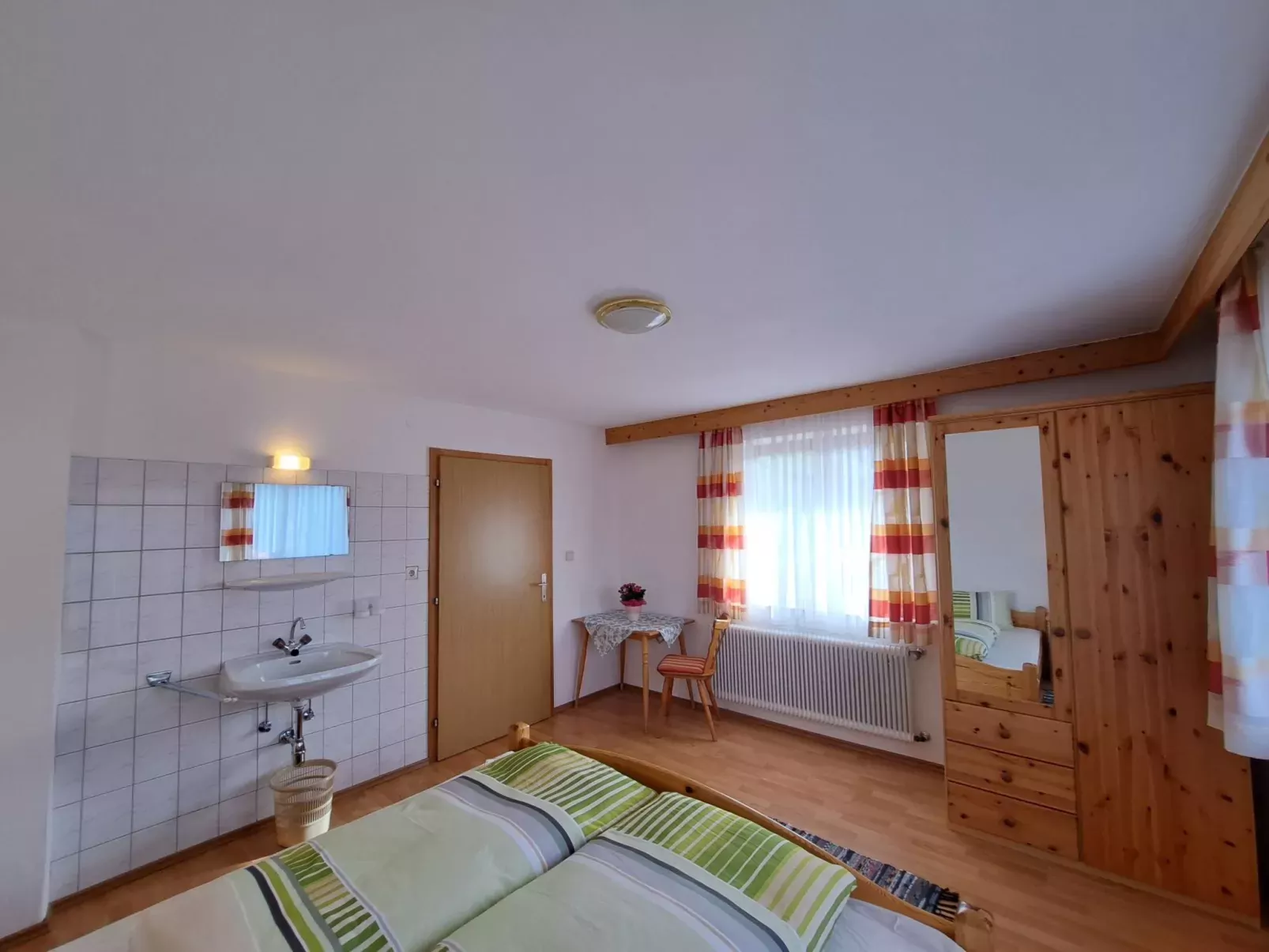 Alpenblick-Inside
