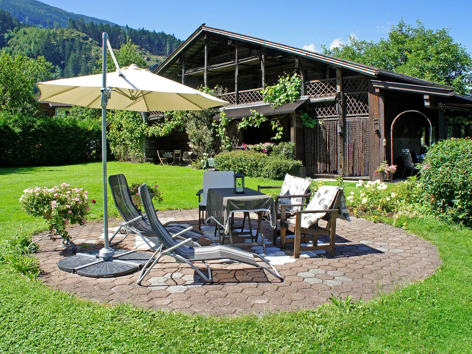 Kircher-Outside