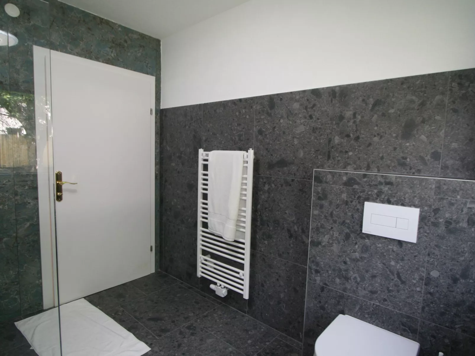 Diwani home stay Innsbruck-Drinnen