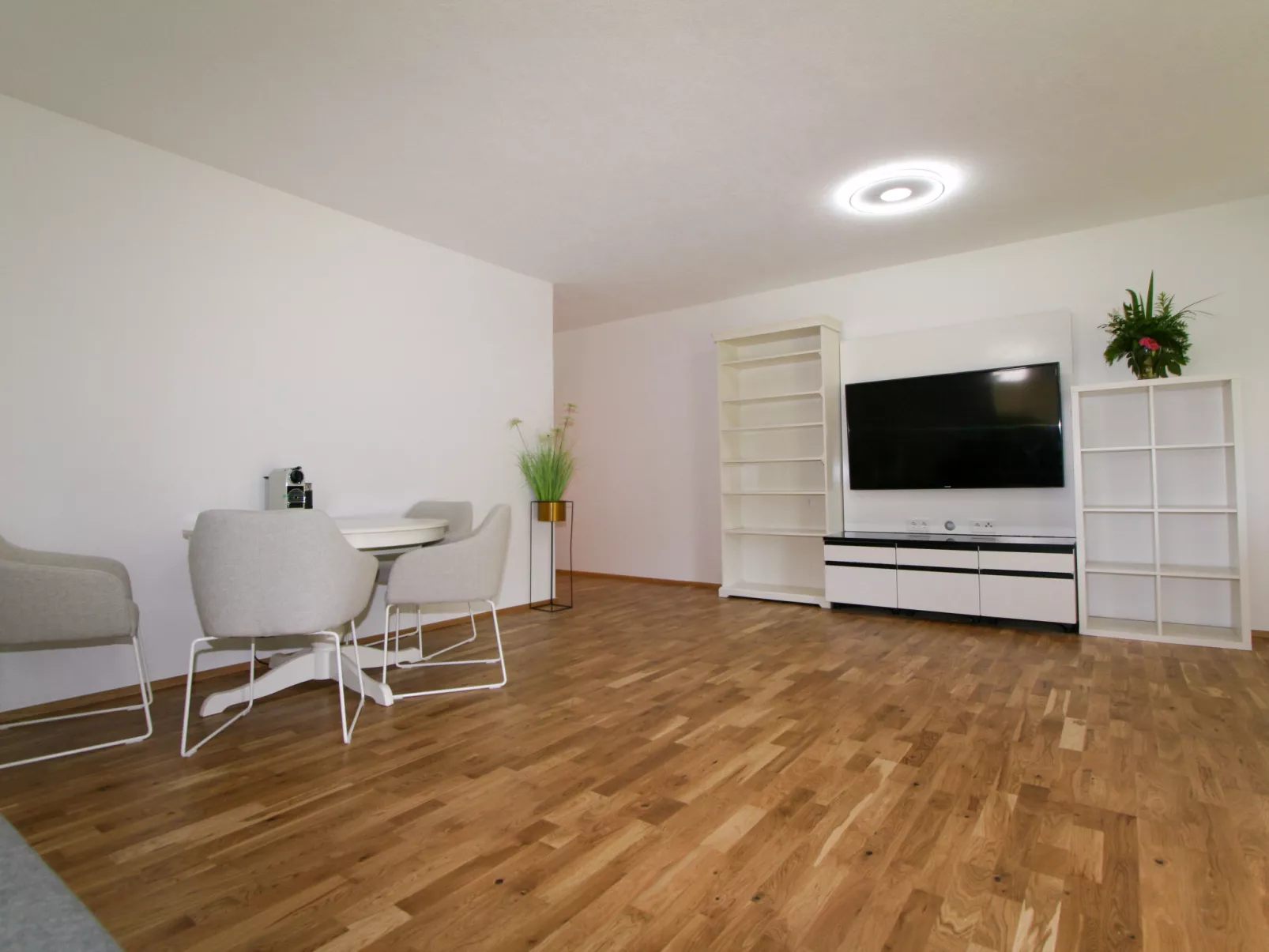 Diwani home stay Innsbruck-Drinnen