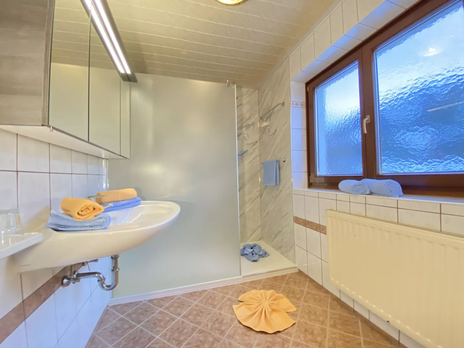 INT4 - 2 Zimmer max. 5 Personen A3-Inside