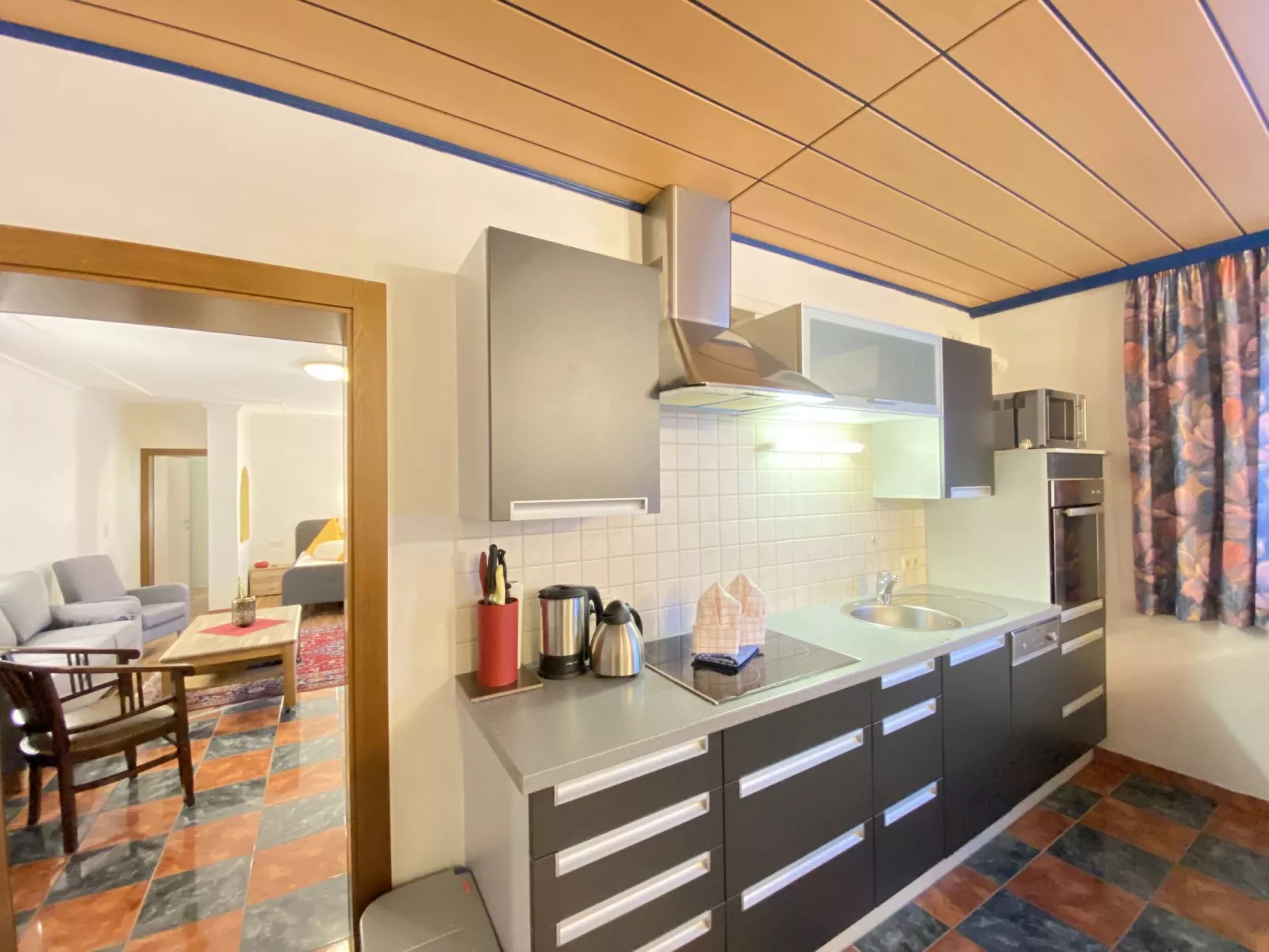 INT4 - 2 Zimmer max. 5 Personen A3-Inside