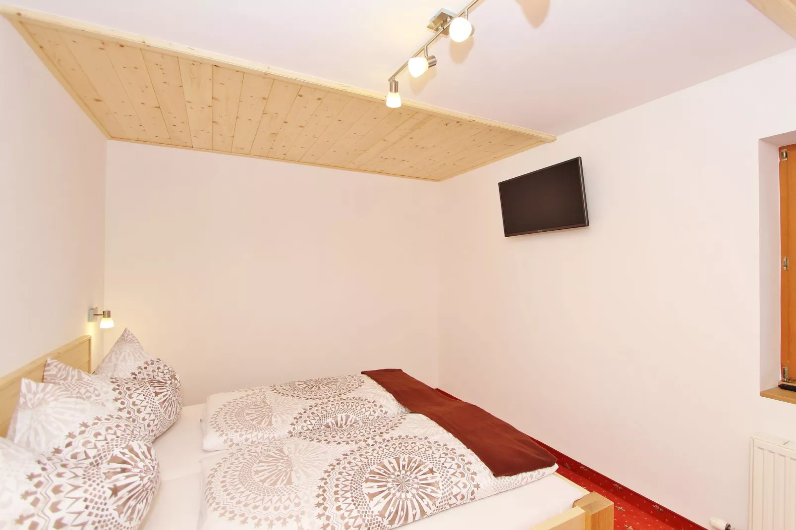 Lauras Bergheimat-Bedroom