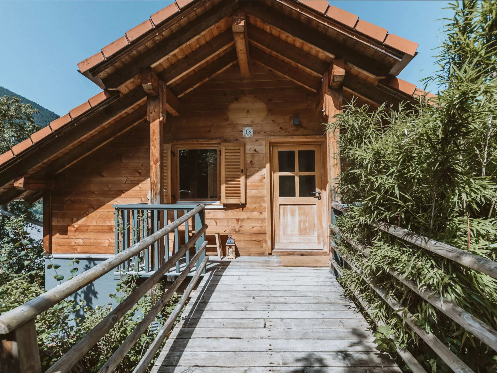 Chalet 1018-Outside