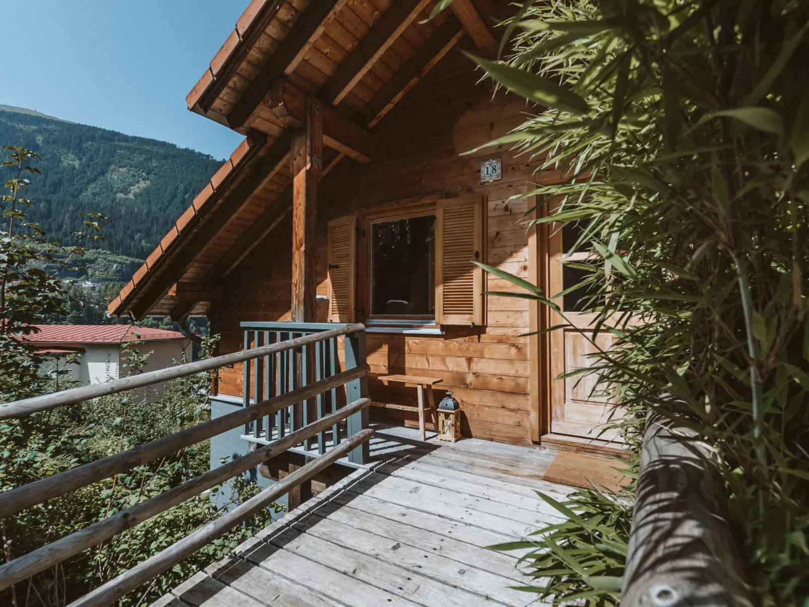 Chalet 1018-Outside