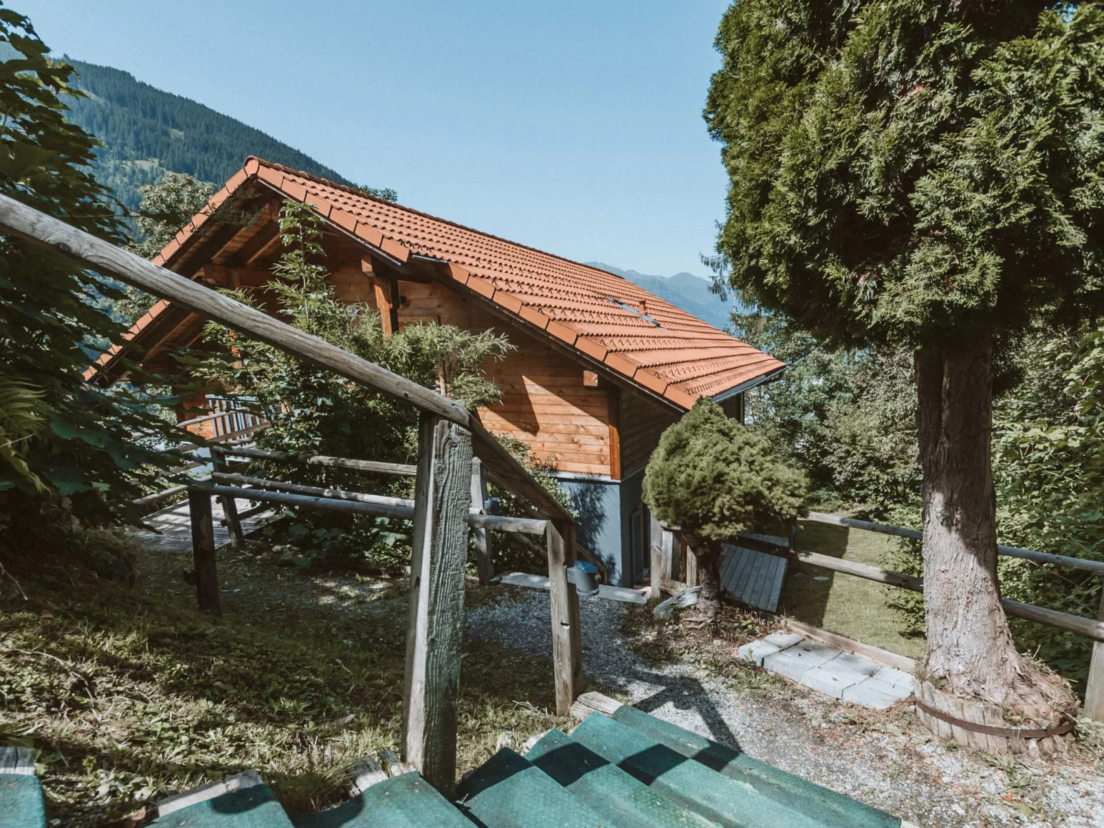Chalet 1018-Outside