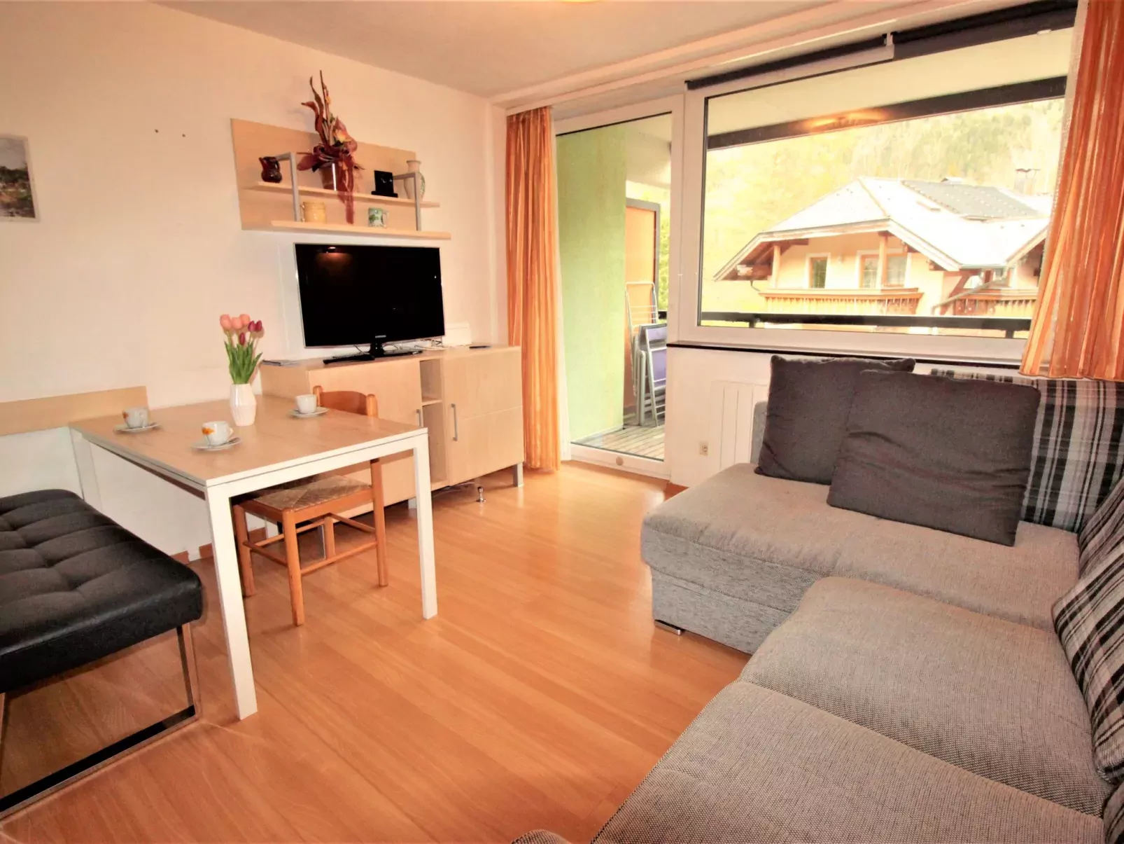 Haus Achenstrasse-Inside