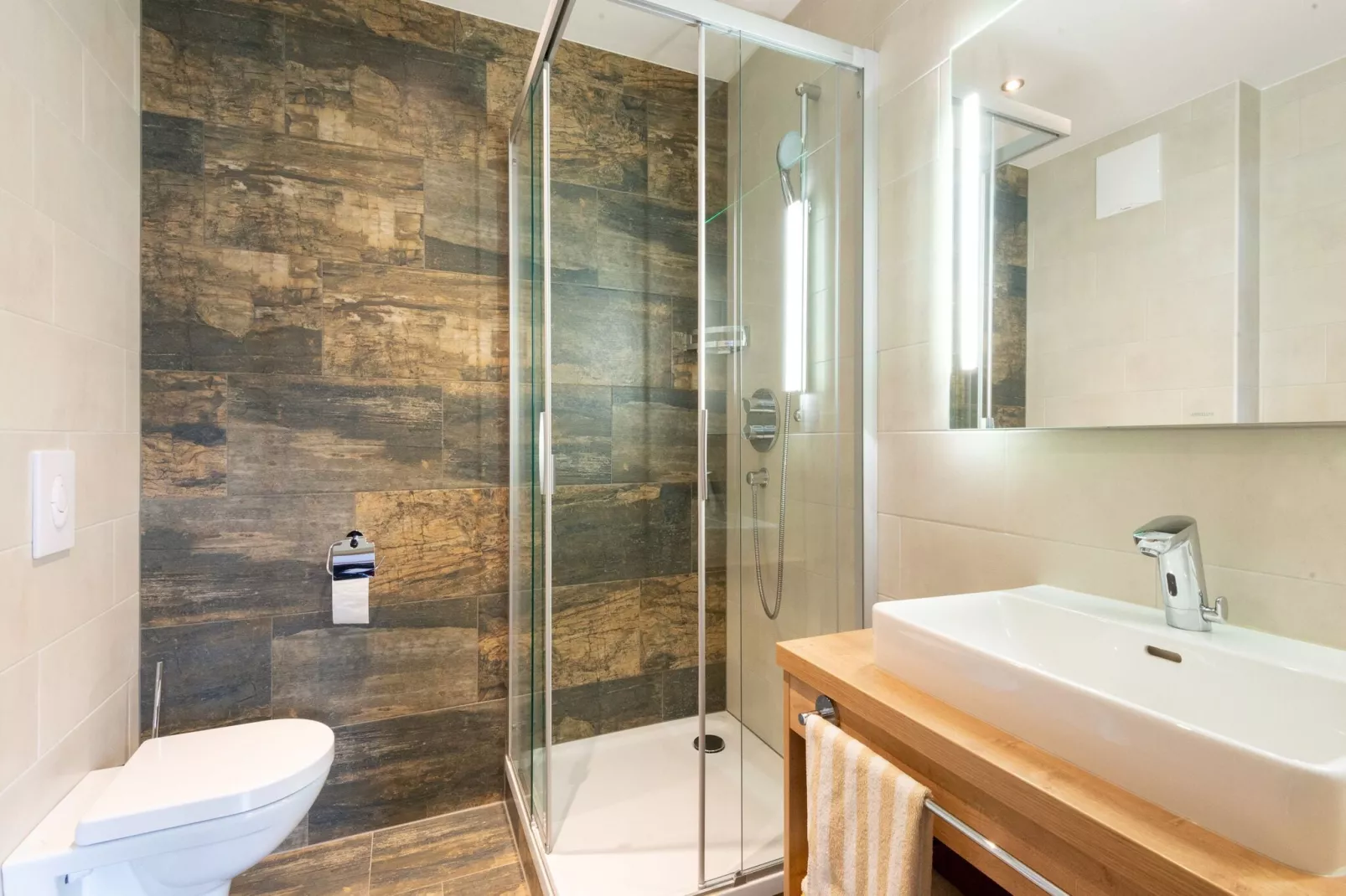 Appartement Zillertal Alpen A-Bathroom