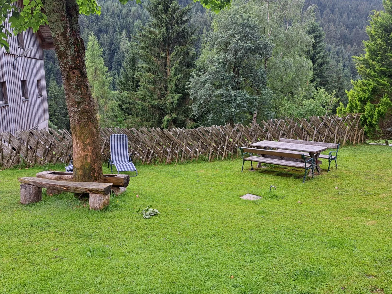 Bischofsmütze-Outside
