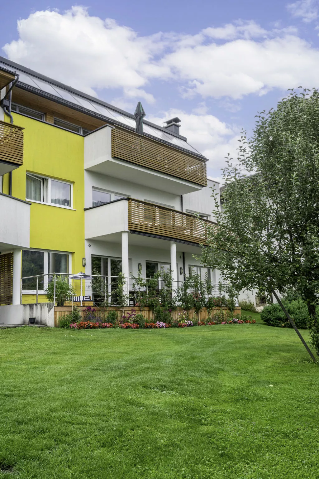 Christine Penthouse-Dehors