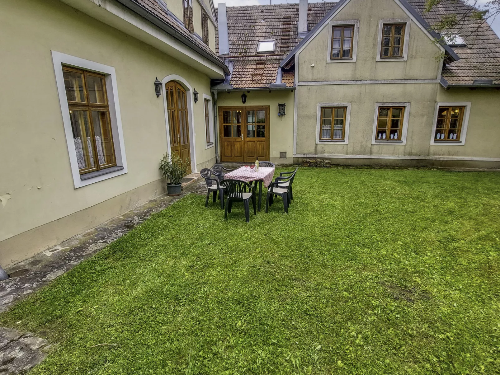 Alte Post-Draußen