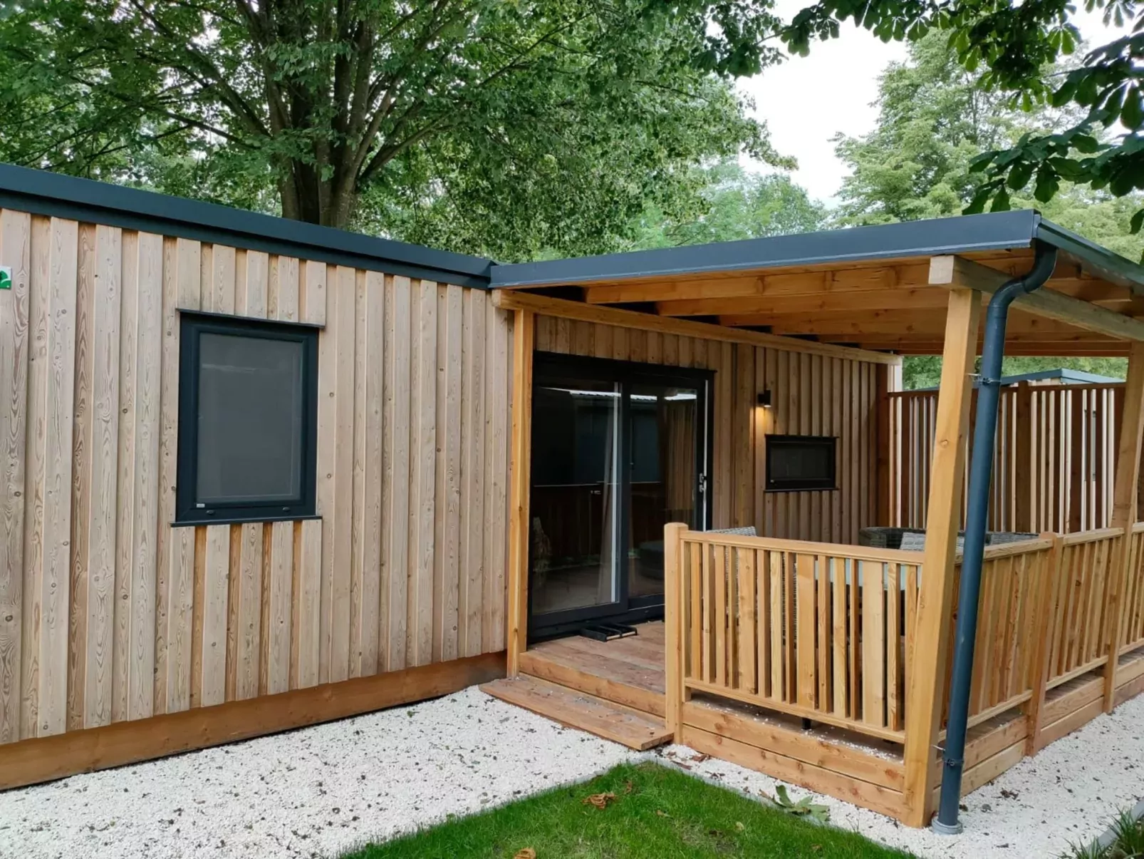 Cottage 5-Outside
