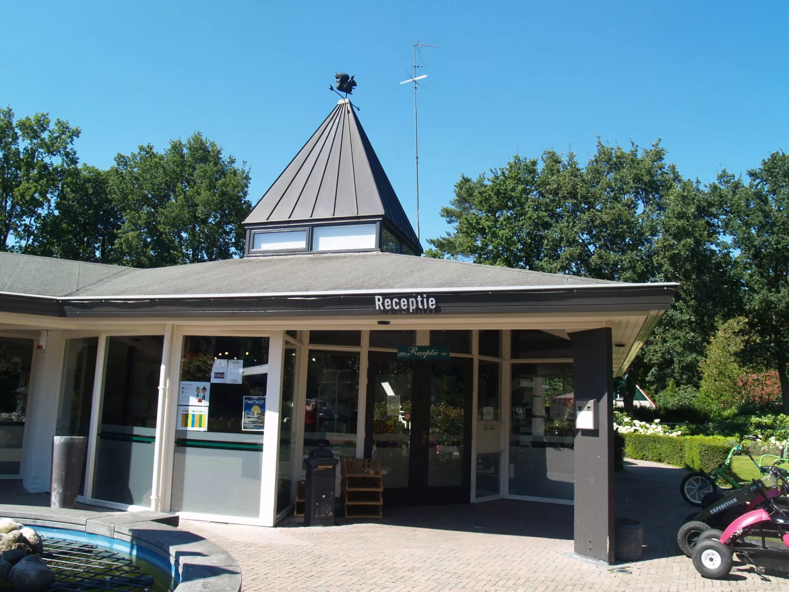 Hackfort l'etage 8-Drinnen