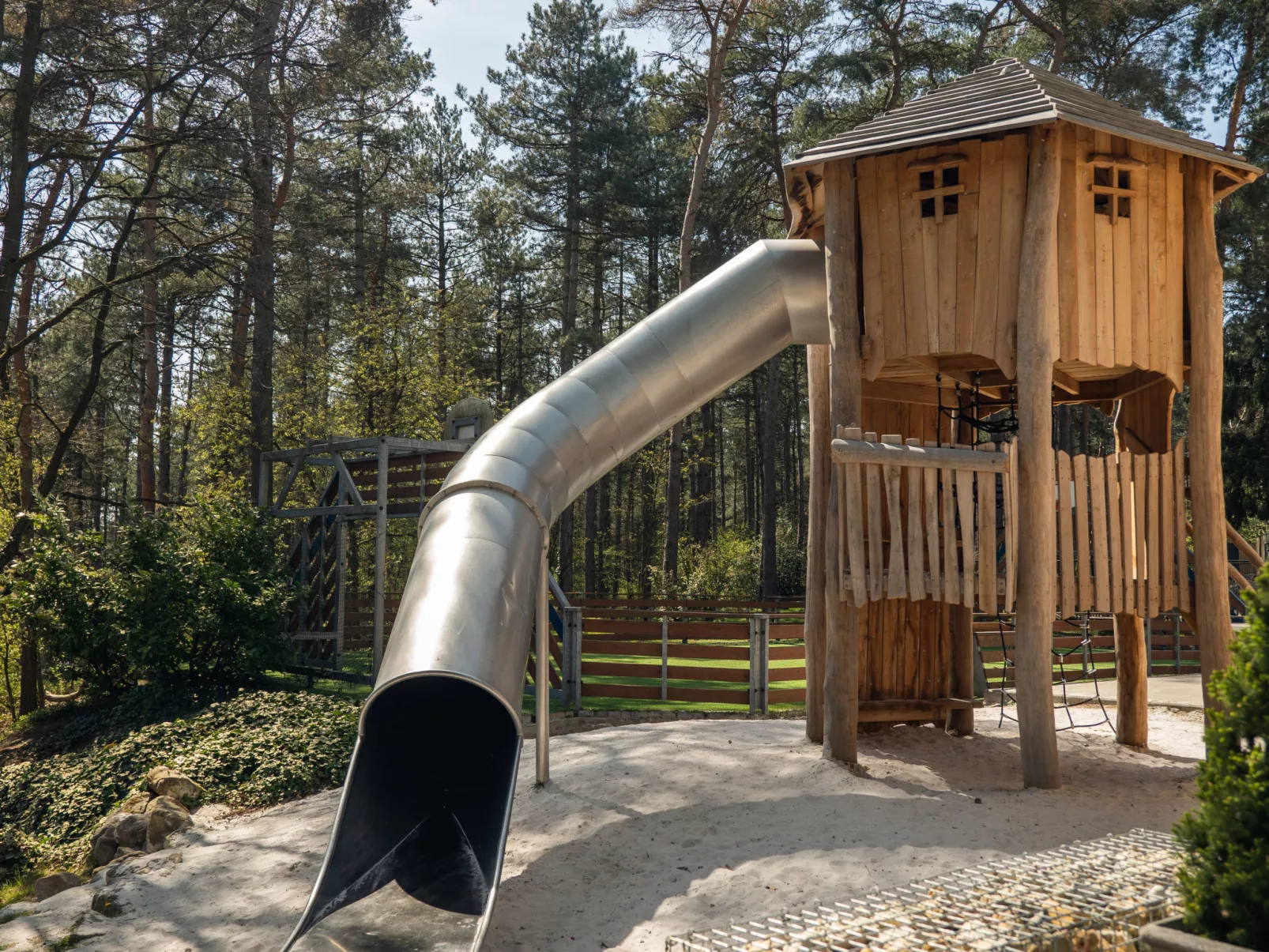 Papendaal lodge 4 Glampingtent-Draußen