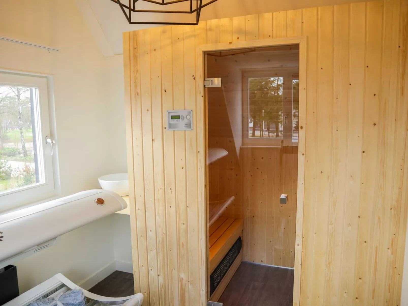 Villa Wellness 4-Drinnen