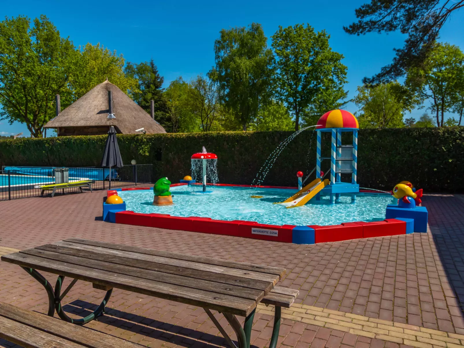 Lodgetent 2-Area
